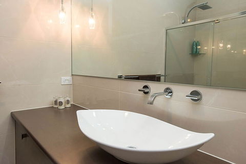 Lavina Luxury Beach House - Accommodation Perth 6