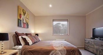 Alyeska - Accommodation Perth 1