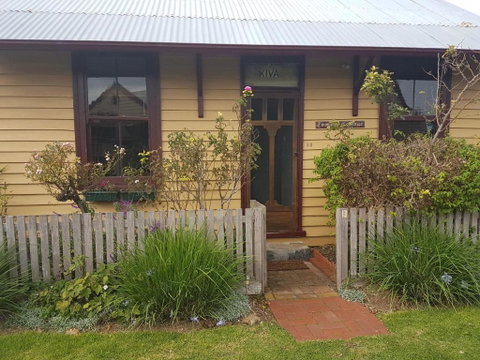 Twomeys Cottage - Accommodation Perth 3