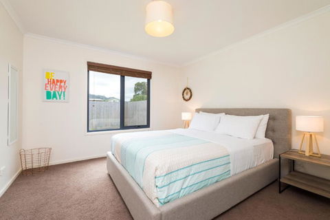 Bruce & Lolas - Accommodation Perth 3