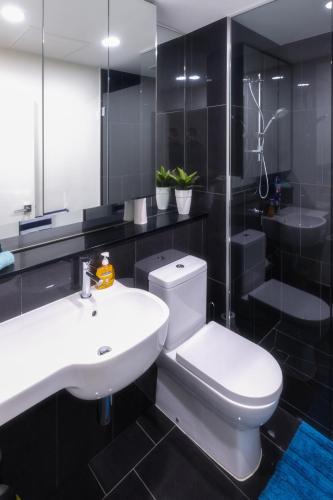 Waterfront Apartments Marinaquays Apt 221 & Apt 234 - Perth Resorts 5