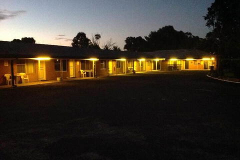Altona Motel - Perth Resorts 1