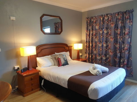 Valley View Motel - Perth Resorts 5