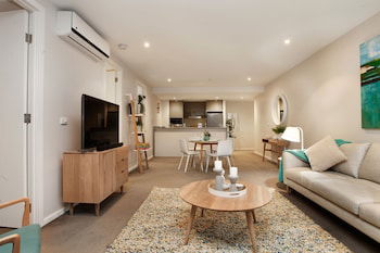 StayCentral On Nott St - Accommodation Perth 1