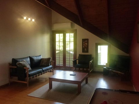 Magnolia Cottage - Accommodation Perth 3