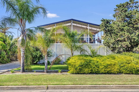 Zephyr Shores - Accommodation Perth 2