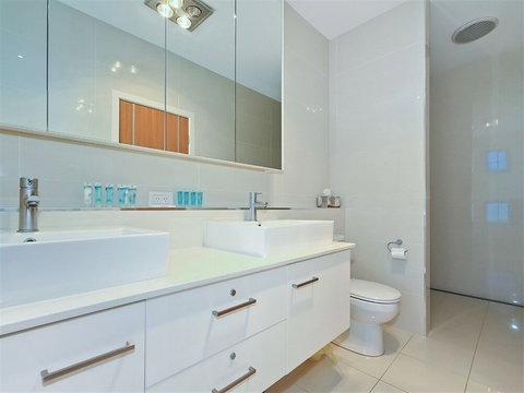 Ocean 180A - Accommodation Perth 1