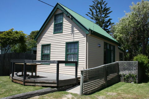 Gaol House Cottages - Accommodation Perth 1