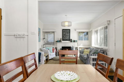 Bay Cottage - Accommodation Perth 3