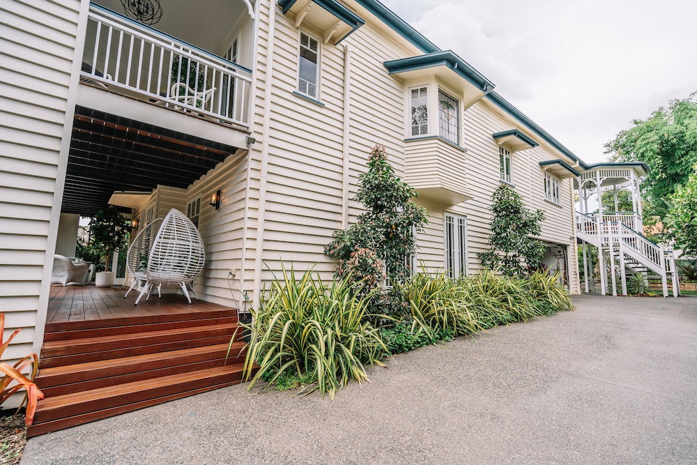 Balmoral QLD Accommodation Perth