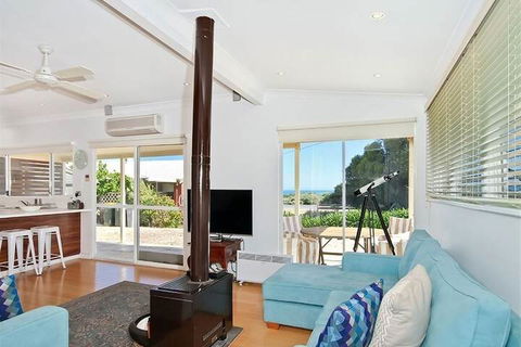 Boat House - Accommodation Perth 2