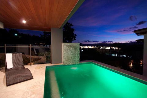 Villa One On Murphy Luxury Villa - Perth Resorts 4