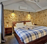 Heritage Listed Sandstone Cottage - Accommodation Perth
