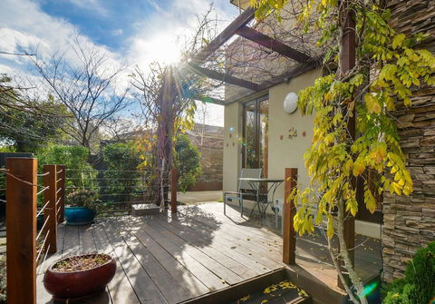 BOUTIQUE STAYS - Maple On Kent - Accommodation Perth 3