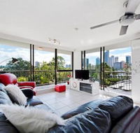 Holiday Resort Apts in Surfers Paradise - Accommodation Perth