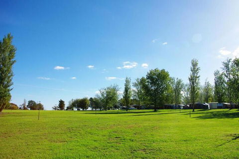 Hilltop Resort - Perth Resorts 4