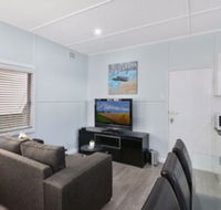 Lakeside Cabin - Accommodation Perth