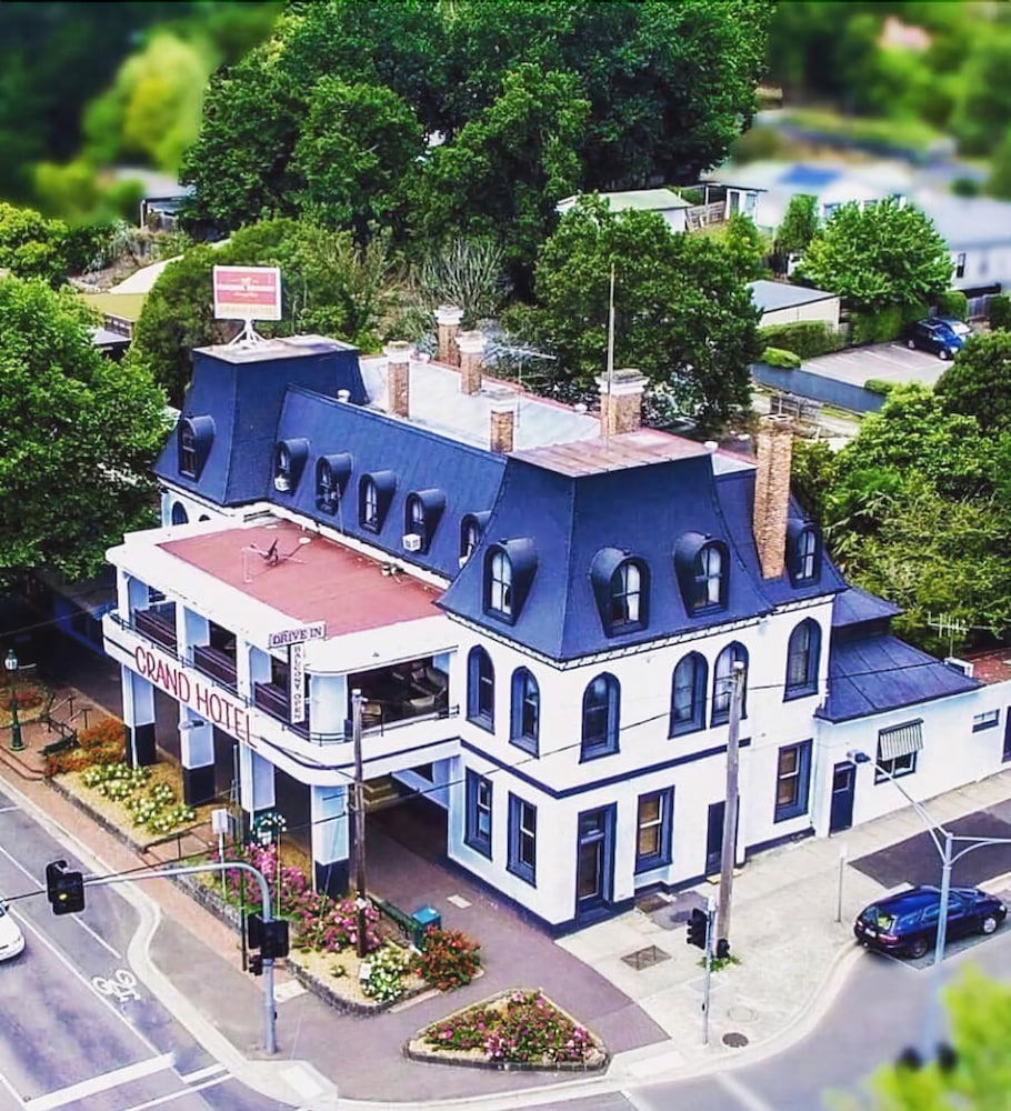 Castella VIC Accommodation Perth