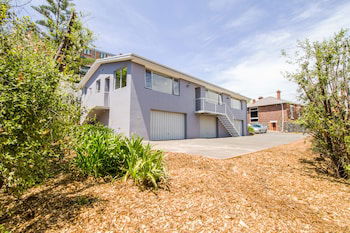 CBD Apartments Launceston - Perth Resorts 1