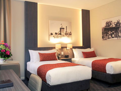 Mercure Orange - Perth Resorts 3