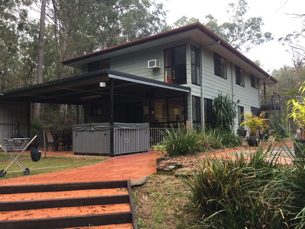 Eatons Hill QLD Accommodation Perth