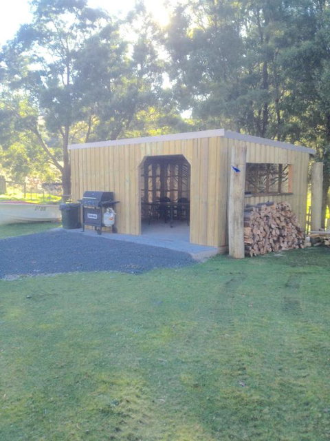 Sunny Gum - Perth Resorts 4