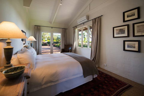 Paul Bangay The Farmhouse - Accommodation Perth 4