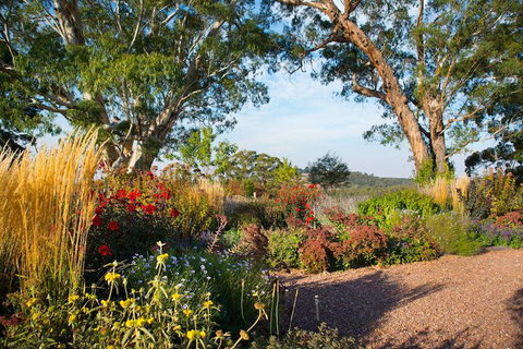 Paul Bangay The Farmhouse - Accommodation Perth 3