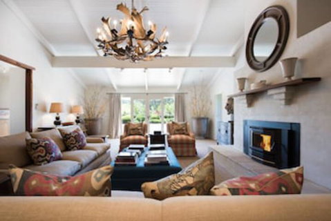 Paul Bangay The Farmhouse - Accommodation Perth 0