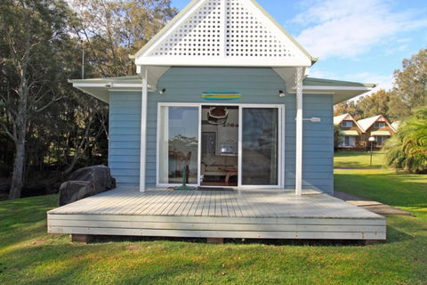 Beach Shack On The Lagoon - Accommodation Perth 6