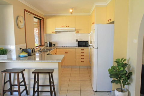 Relax & Unwind In Badgee - Accommodation Perth 6
