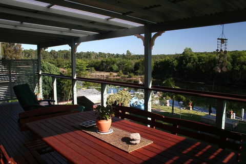 The Oasis On Jacobs Drive - Perth Resorts 5