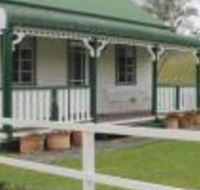 The Dollhouse Cottage - Accommodation Perth