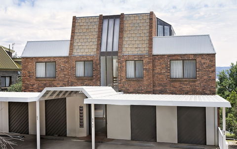 Avalanche 6 - Sophisticated Style & Modern Comfort With A Central Location - Perth Resorts 1