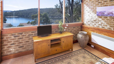 Bundilla 4- Townhouse With Free Wifi - Accommodation Perth 0