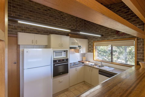 Bundilla 4- Townhouse With Free Wifi - Accommodation Perth 2