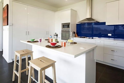 Manna Tree Farm -modern Home With Majestic Views In Stunning Countryside - Accommodation Perth 3
