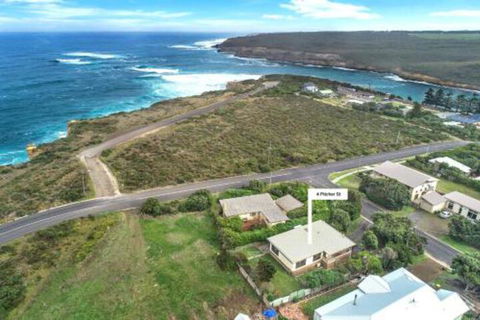 Beacon Point House - Accommodation Perth 2