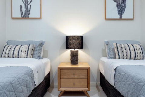 CENTRAL NO 5 LUXURY APARTMENT - Perth Resorts 1
