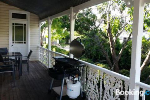 YesterYear On West - Accommodation Perth 6