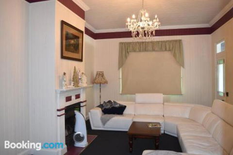 YesterYear On West - Accommodation Perth 4