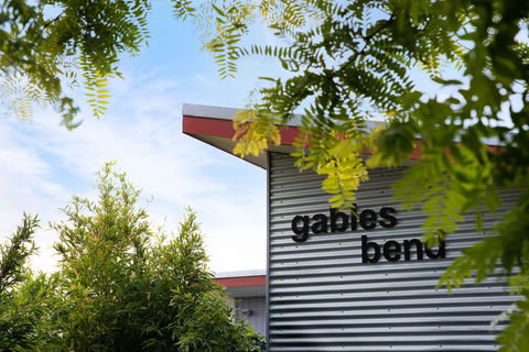 Gables Bend Spa Villa - Accommodation Perth 0