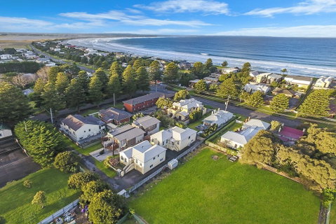 Beach Breeze Apartment - Accommodation Perth 4