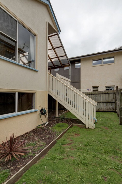 Beach Breeze Apartment - Accommodation Perth 3