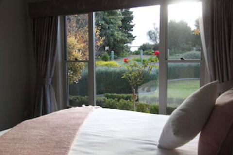 BEL MIREN ESSINGTON - Accommodation Perth 0