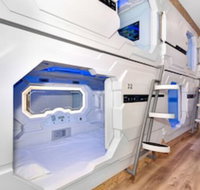 Space Q Capsule Hotel - Perth Resorts