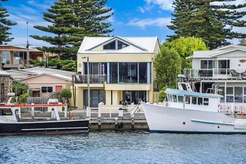 Edge17 Port Fairy Wharf - Accommodation Perth 2