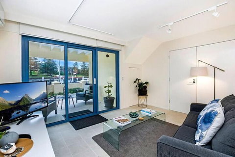 Edge17 Port Fairy Wharf - Accommodation Perth 6