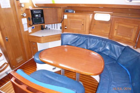Sailtas - Sailing Charters To Bruny Island - Adults Only - Accommodation Perth 0