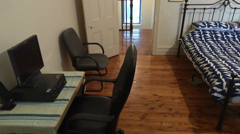 Ned's Studio Apartment - Accommodation Perth 1